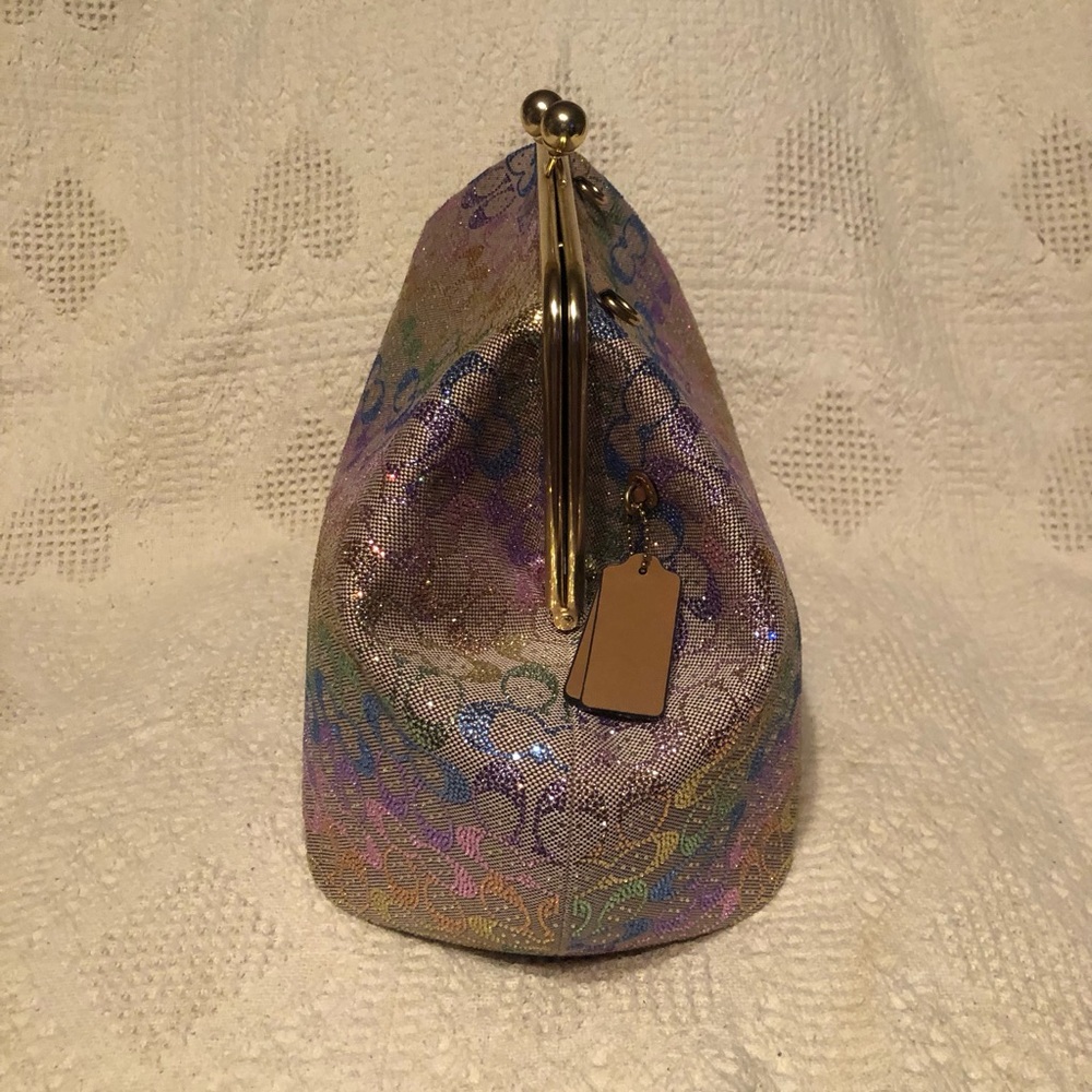 COACH
Large Kisslock Frame Bag, NWOT
in Crystal signature jacquard - Picture 6 of 8